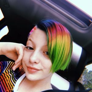 Meet your Posher, Its